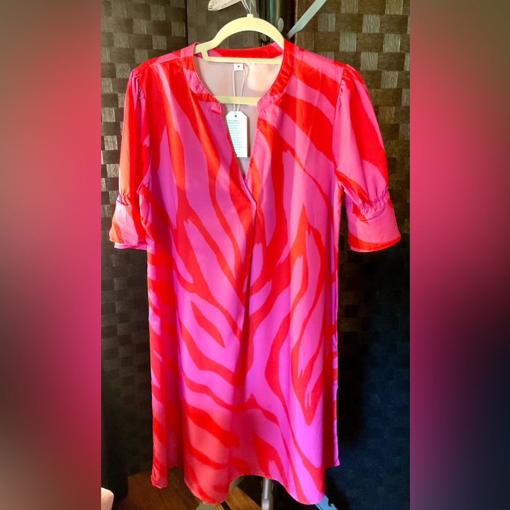 Made With ❤️ Red & Orange Zebra Print Shift Dress.   Size M.   NWT